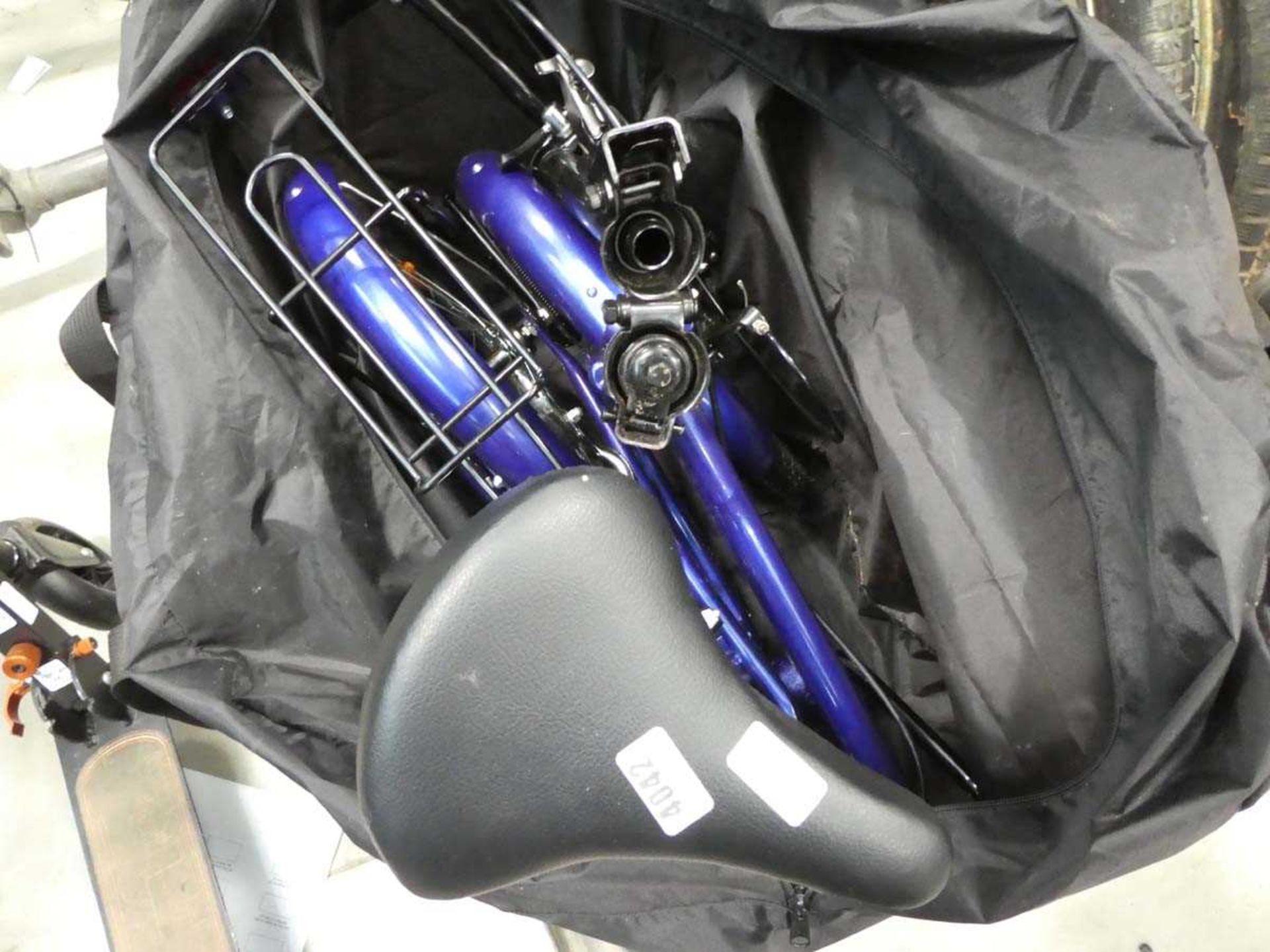 Blue fold up bike with bag - Image 2 of 2