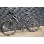 +VAT Specialized black gents mountain bike