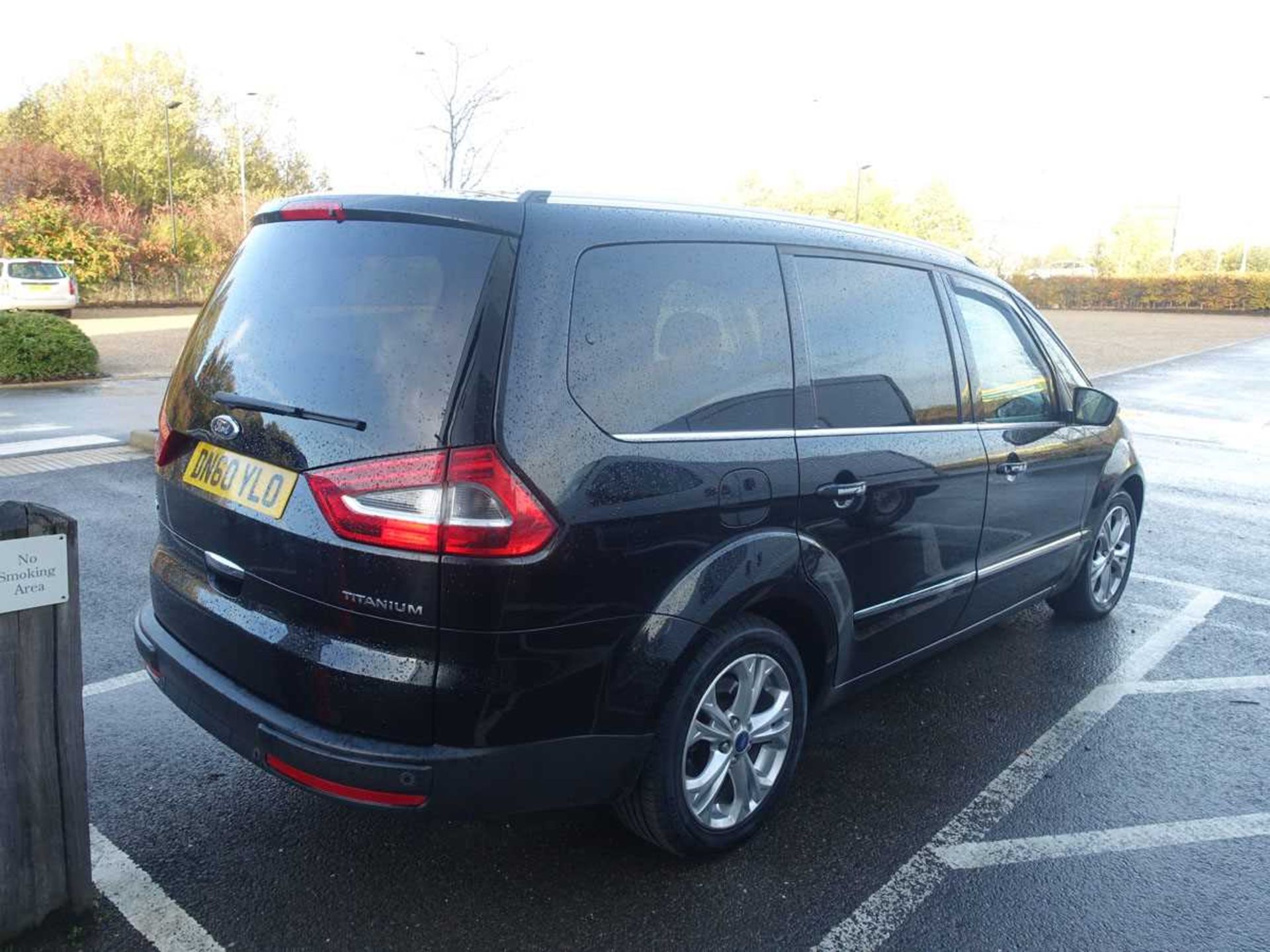 (DN60 YLO) Ford Galaxy Titanium X in black, first registered 10/01/2011, registration plate DN60 - Image 5 of 13