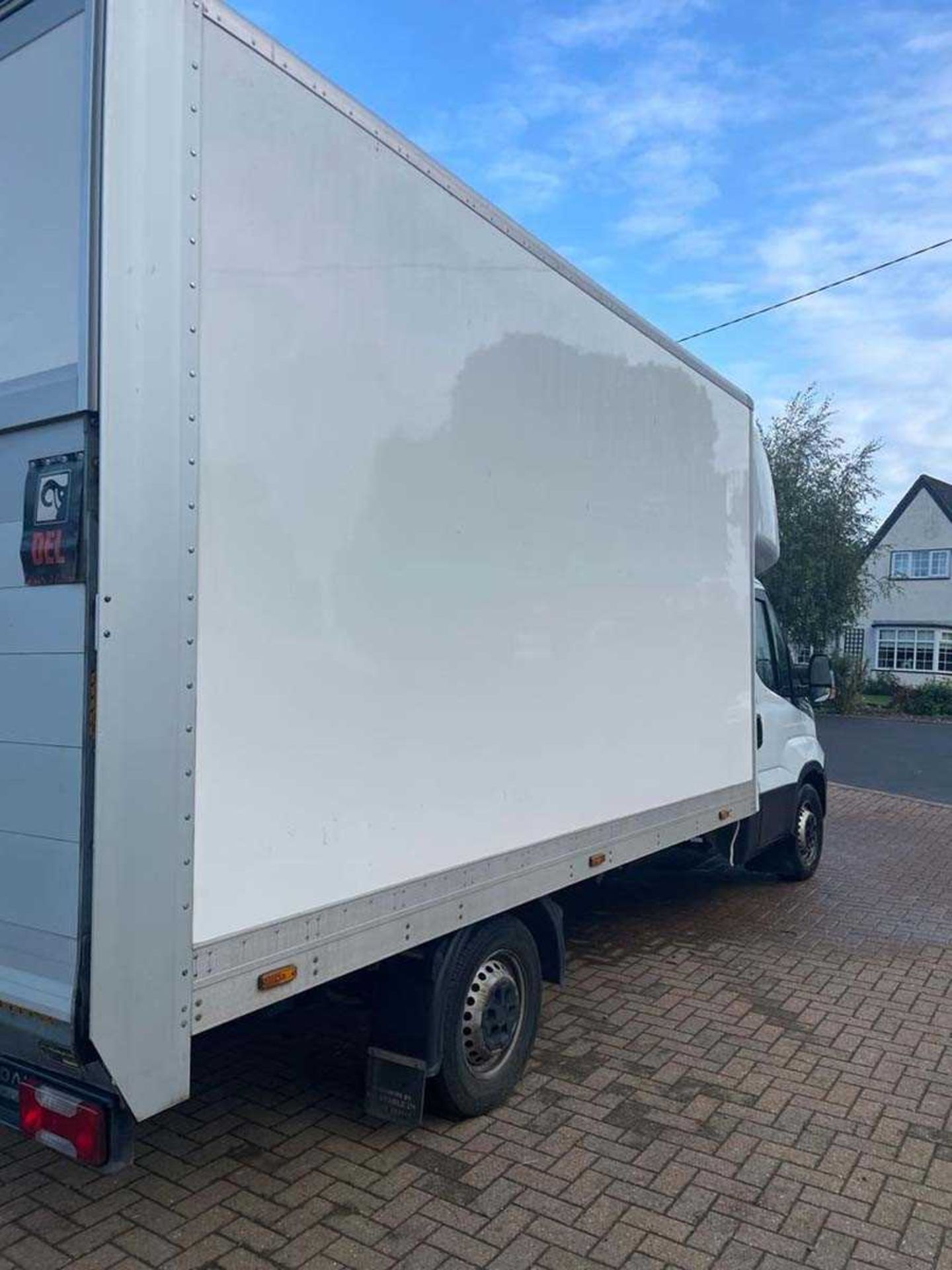 +VAT (GK68 JCO) Iveco Daily 35S16V Luton Van, first registered 18/10/2018, 1 owner from new, - Image 4 of 13