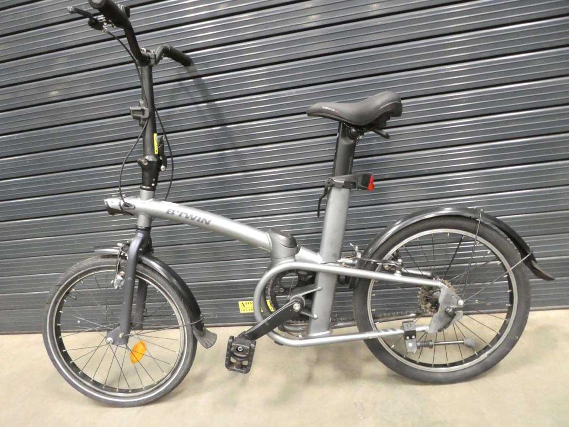 B Twin grey city style folding bike