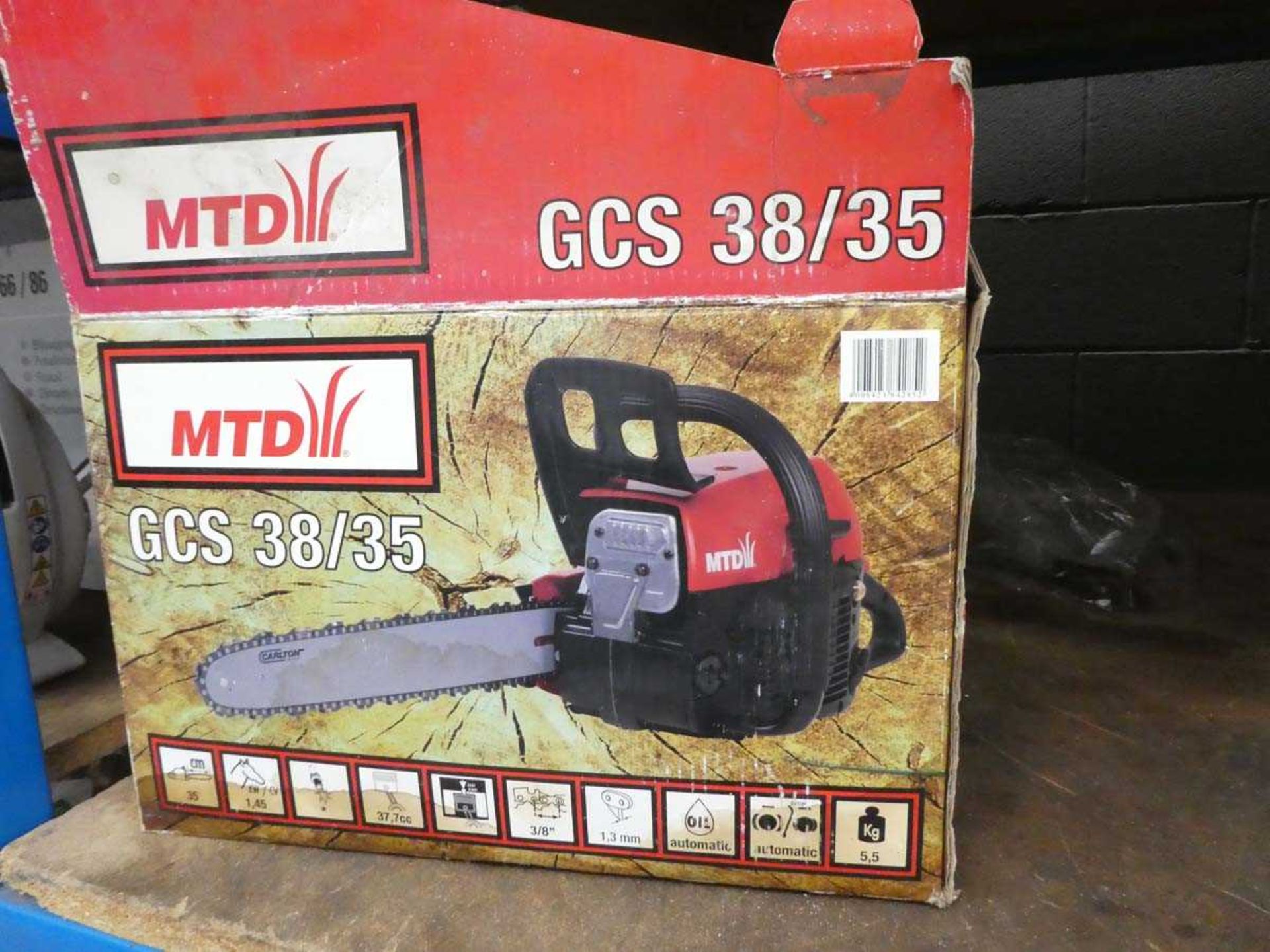 MTD boxed petrol powered chainsaw