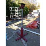Large hydraulic stand