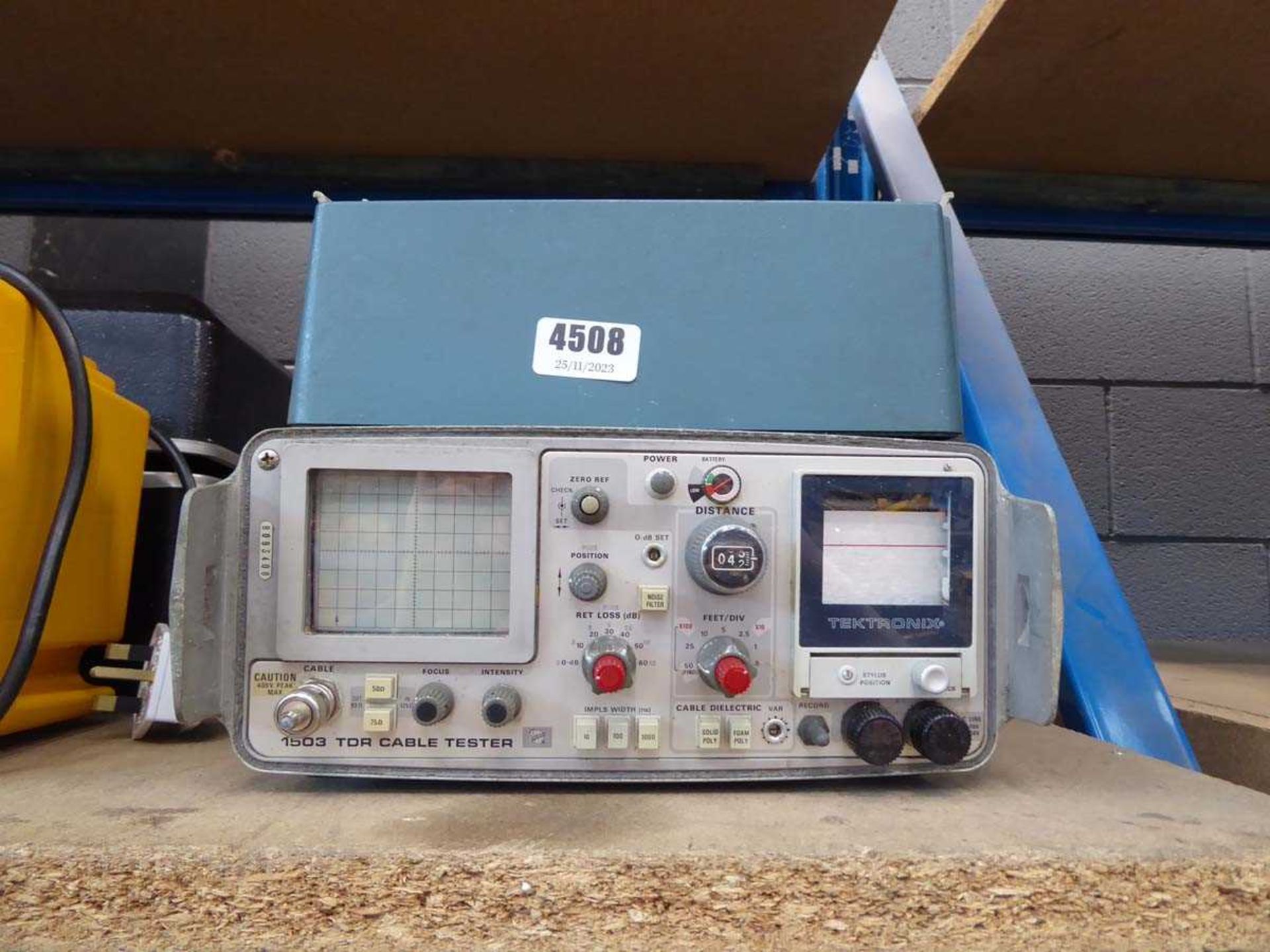 1503 TDR cable tester