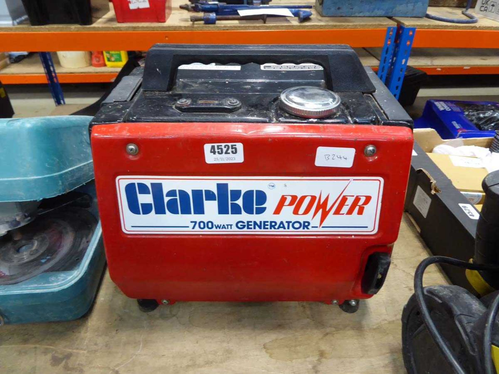 Clarke Power 700W generator
