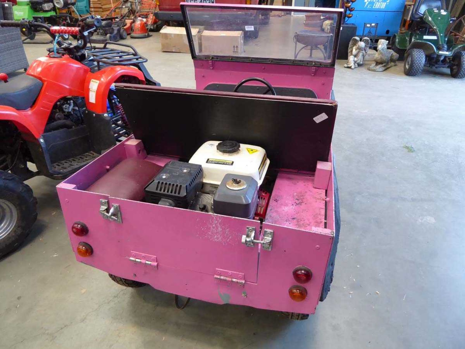 Petrol powered 4-wheel child's pink Landrover style car - Image 6 of 6