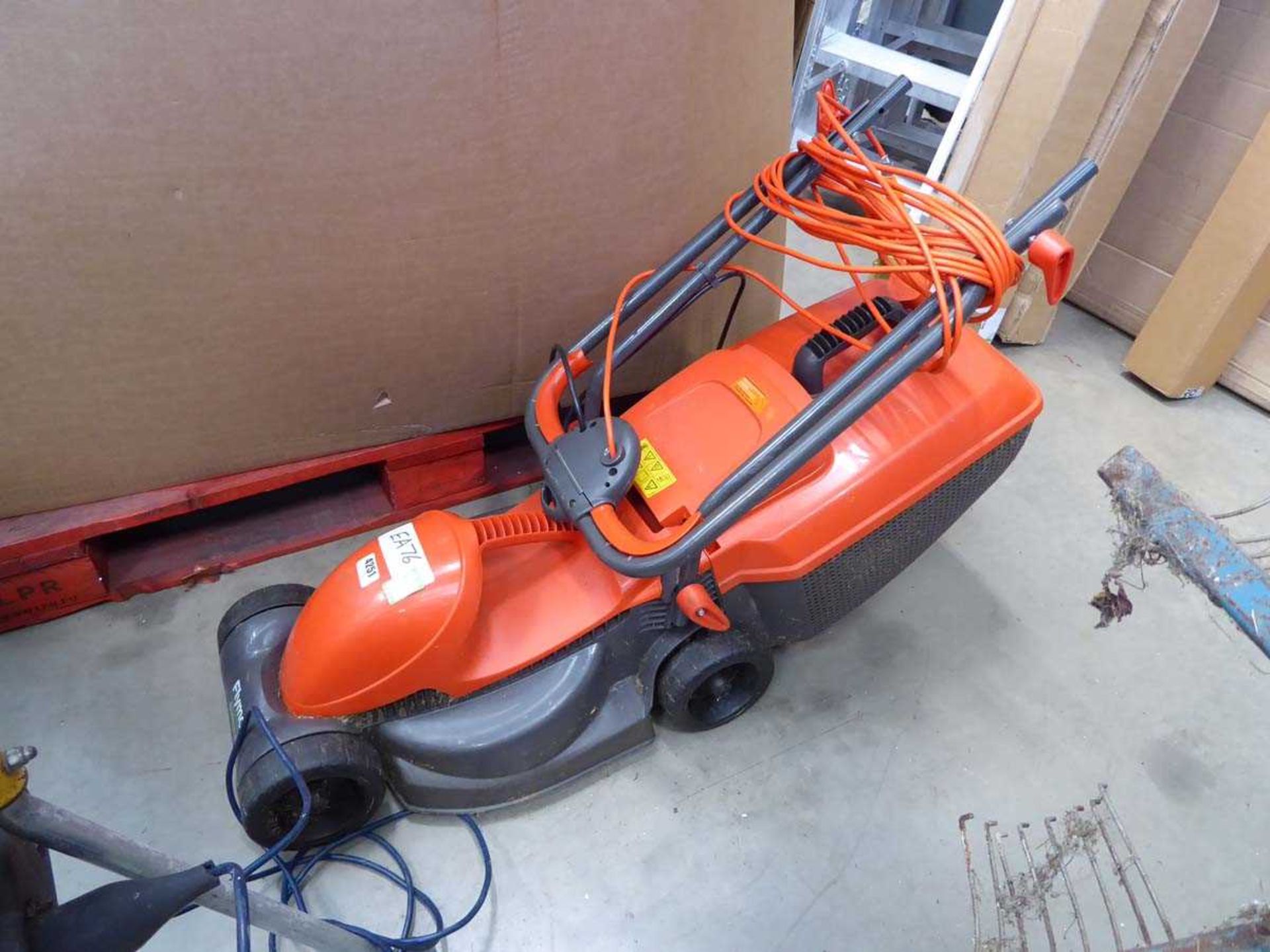 Flymo electric mower with grass box