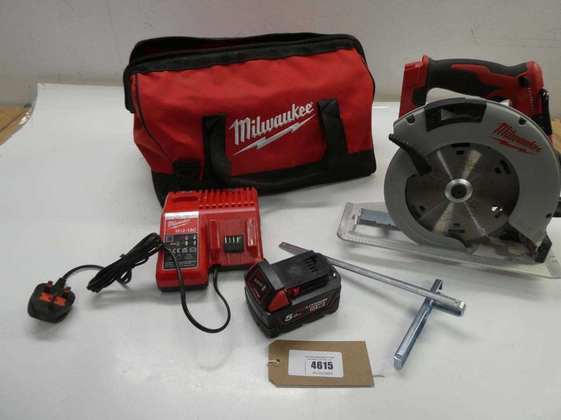 +VAT Milwaukee M18 BLCS66 cordless circular saw, battery charger, battery and carry case