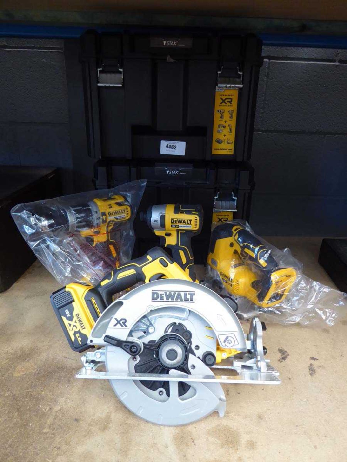 +VAT DeWalt toolkit consisting of drill, impact drive, circular saw and jigsaw with 3 batteries,