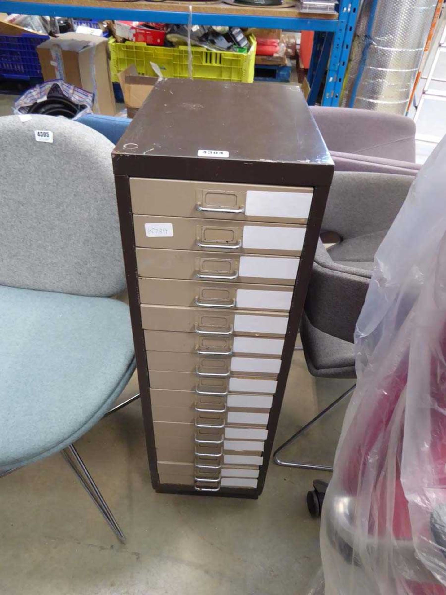 Multi drawer filing cabinet