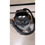 Titan wet and dry hoover