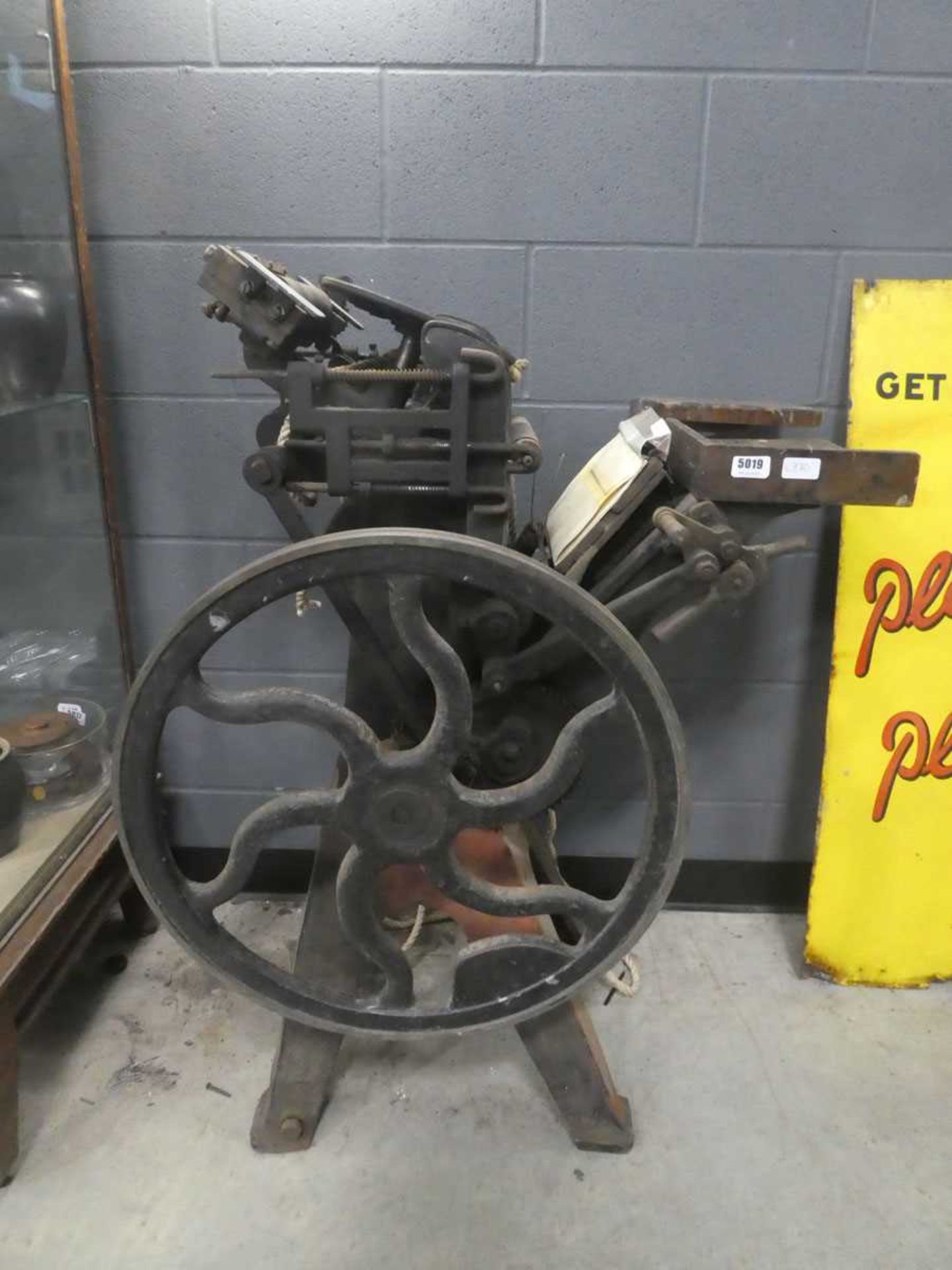 Cast iron printing press