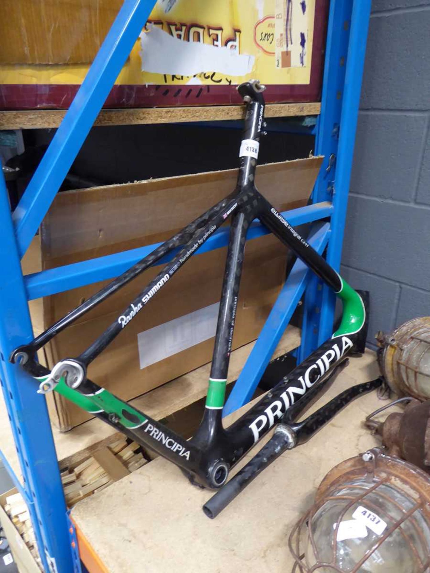 +VAT Principia bike frame