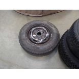Single steel ring tyre, steering wheel and tyre