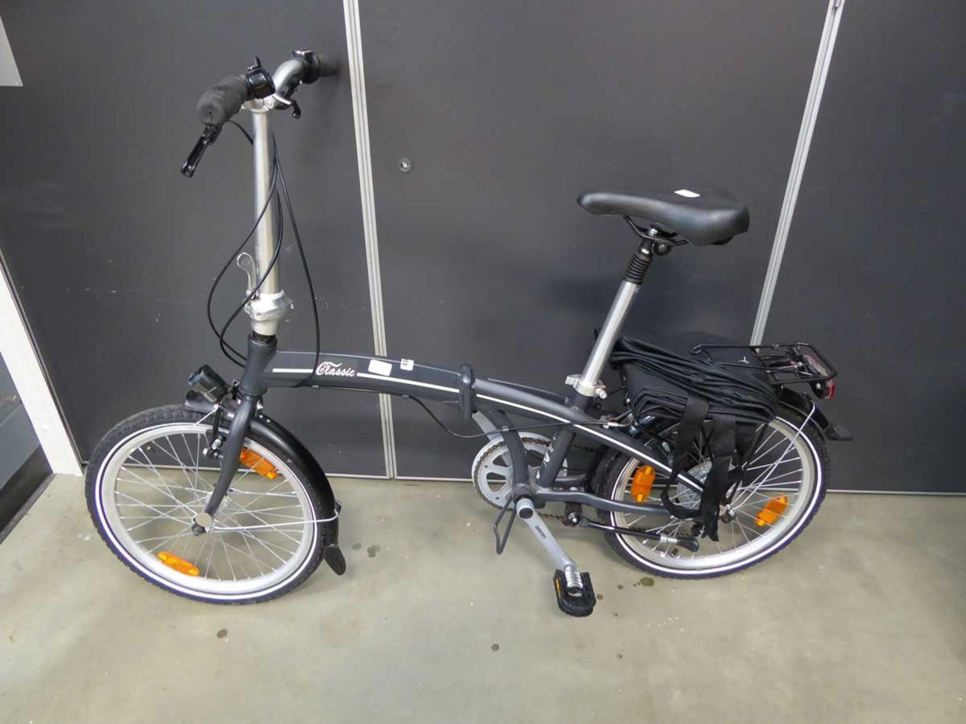 Classic folding bike in grey