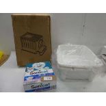 +VAT Enclosed cat litter tray, 2 cat litter open trays and pack of Sanicat Active white granules