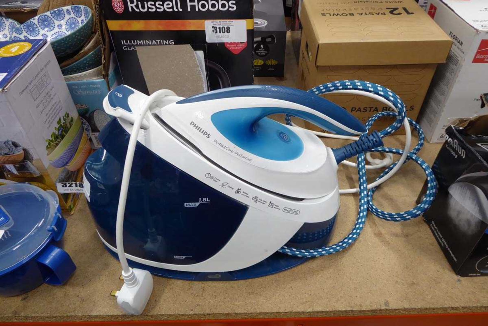 +VAT Unboxed Philips steam iron