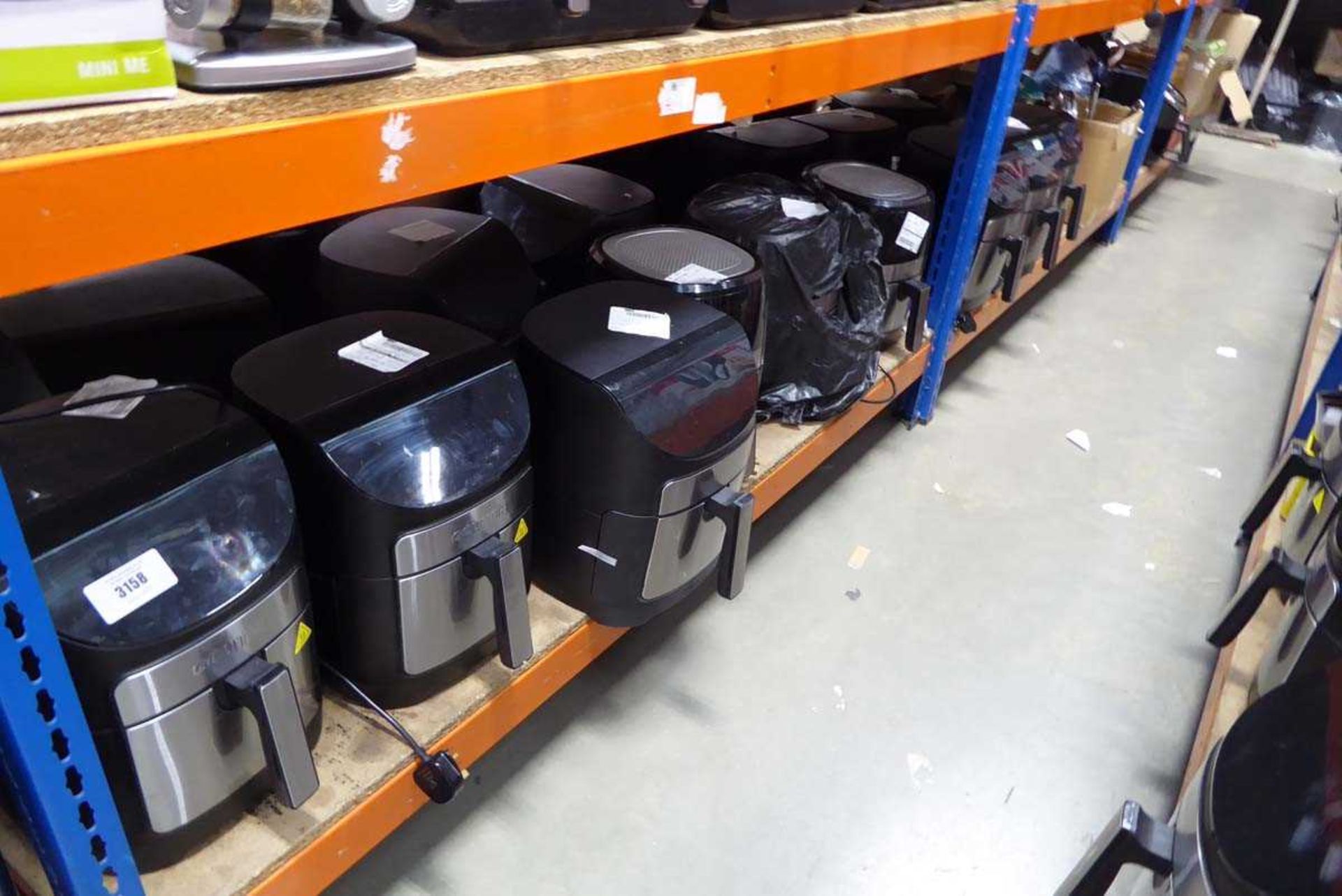 +VAT Approx. 25 loose Gourmia digital air fryers