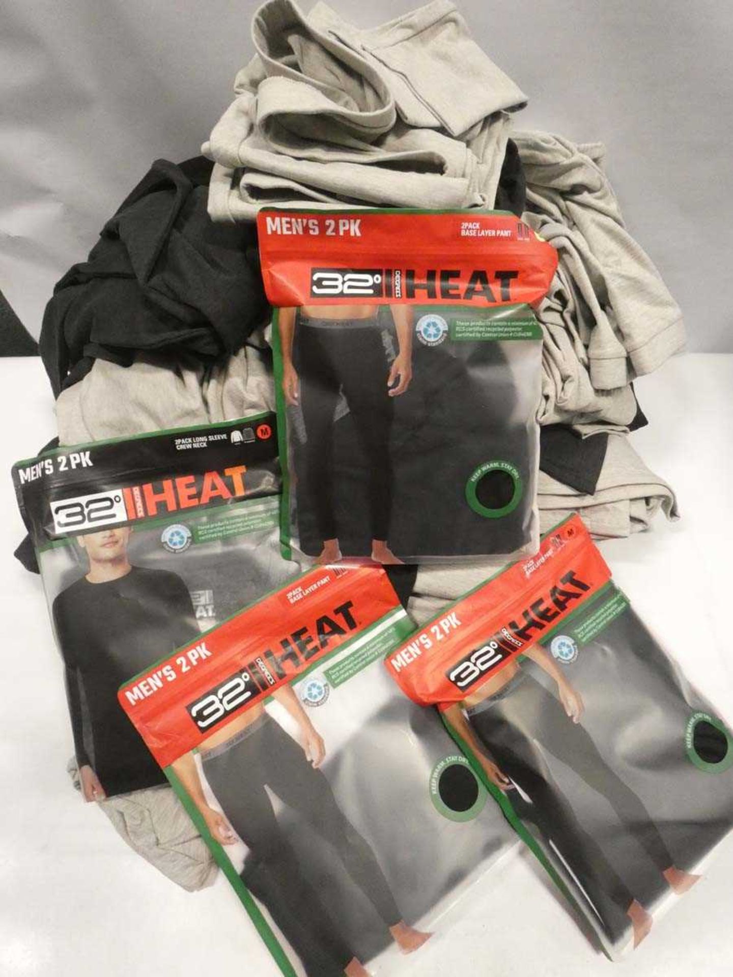 +VAT Quantity of mixed men's and women's thermal wear in various sizes and colours