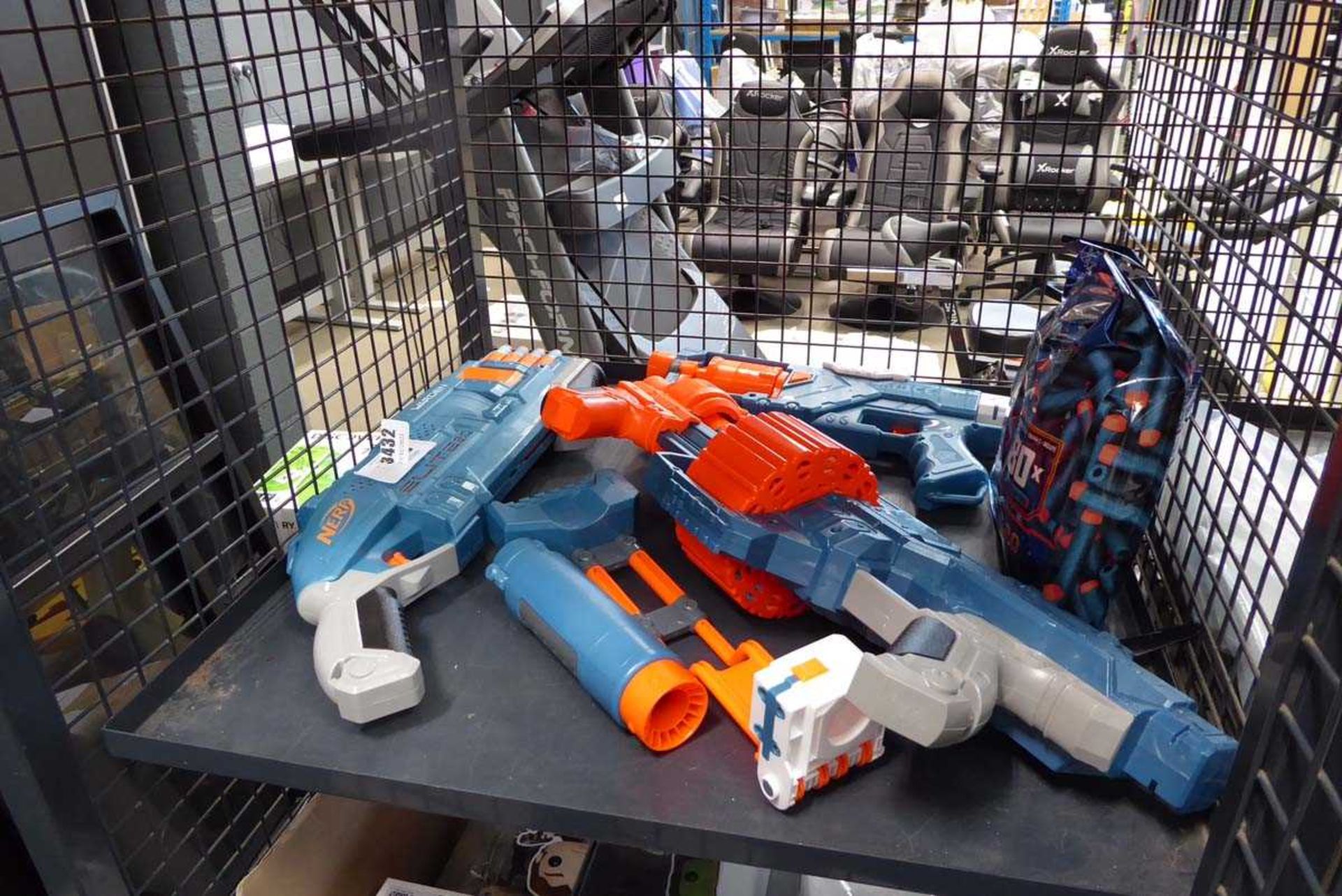 +VAT 3 loose Nerf guns