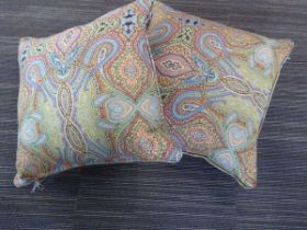 +VAT Pair of scatter cushions in paisley material