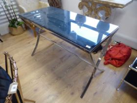 +VAT Soho stainless steel X-frame glass top table