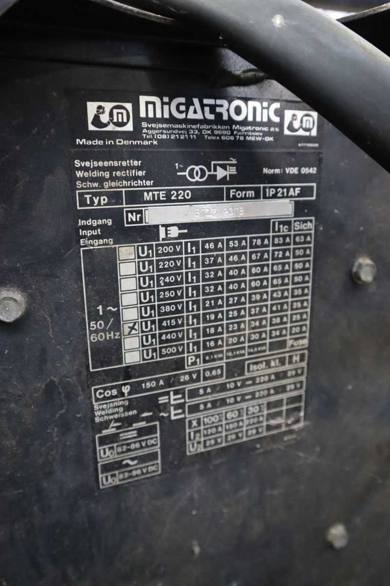 +VAT Migtronic model: MTE220 tig welder with helmet, 3 phase electric - Image 2 of 3