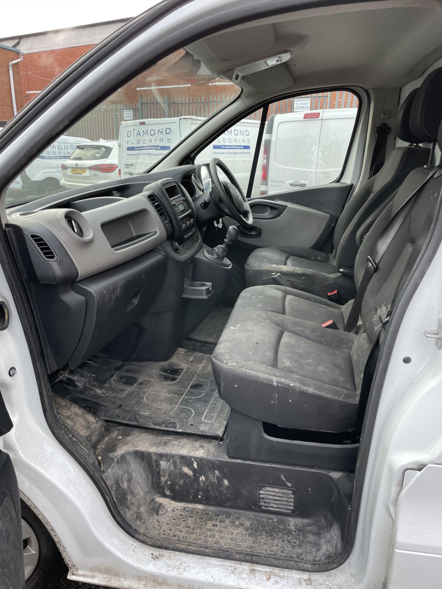 A Renault Trafic LL29 Business Panel Van Reg. No.MV19DZU, first registered 29/3/2019, indicated 50, - Image 8 of 11