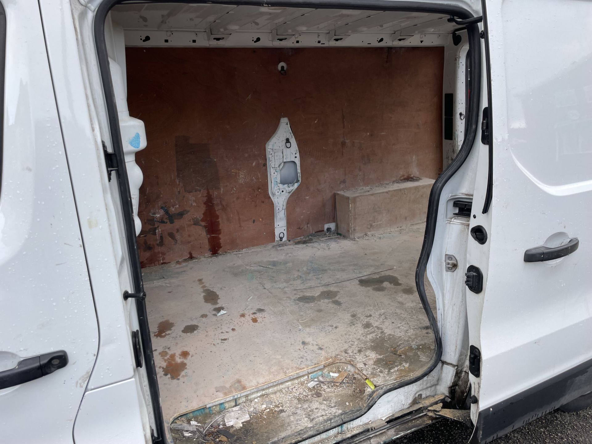A Renault Trafic LL29 Business Panel Van Reg. No.MV19DZU, first registered 29/3/2019, indicated 50, - Image 6 of 11