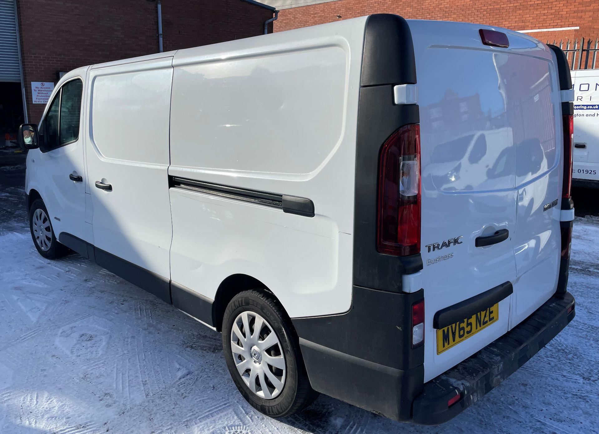 A Renault Trafic LL29 Business dci115 Panel Van Reg. No.MV65NZE, first registered 11/9/2015, - Image 3 of 11