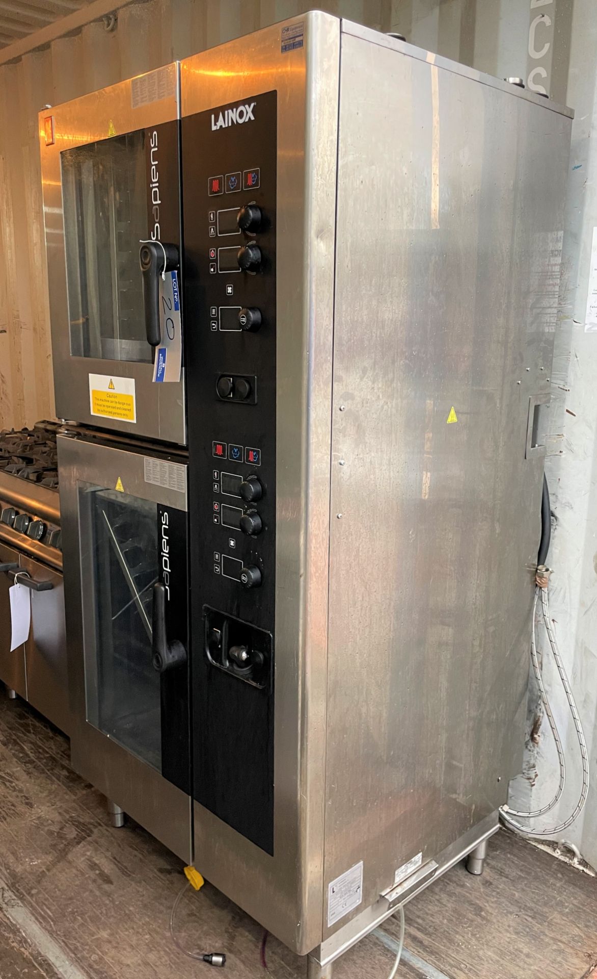 A Lainox Sapiens SAEV171R Type LA020164158 Electric Combination Oven, new 2020 (located at EMS Asset