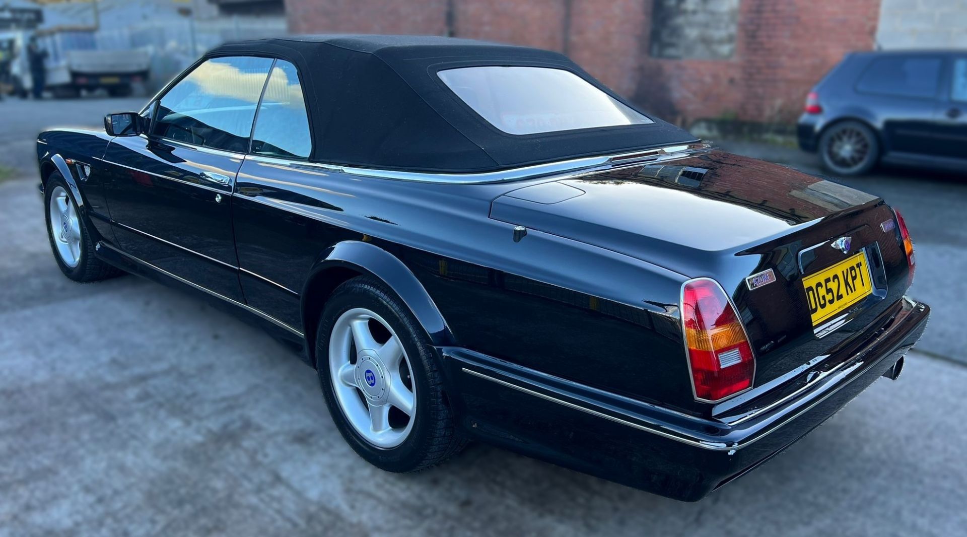 A Bentley Azure Mulliner Automatic Convertible Limousine Reg. No.DG52KPT, black, first registered - Image 6 of 49