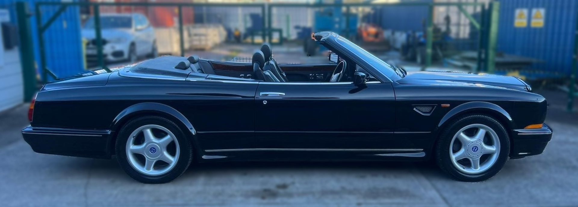 A Bentley Azure Mulliner Automatic Convertible Limousine Reg. No.DG52KPT, black, first registered - Image 10 of 49