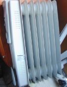 AZ154 An Oil Filled Radiator, Working Order And Looks New