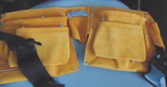 AZ140 A Top Quality 14 Pocket Leather Tool Belt