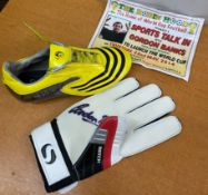 Gordon Banks Signed Football Boot & Goalkeeper Glove