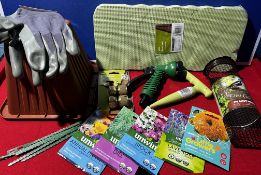 B2/E - Job lot Gardening Accessories, Pot, Gloves, Seeds, Hose Connector, Knee Pads + More