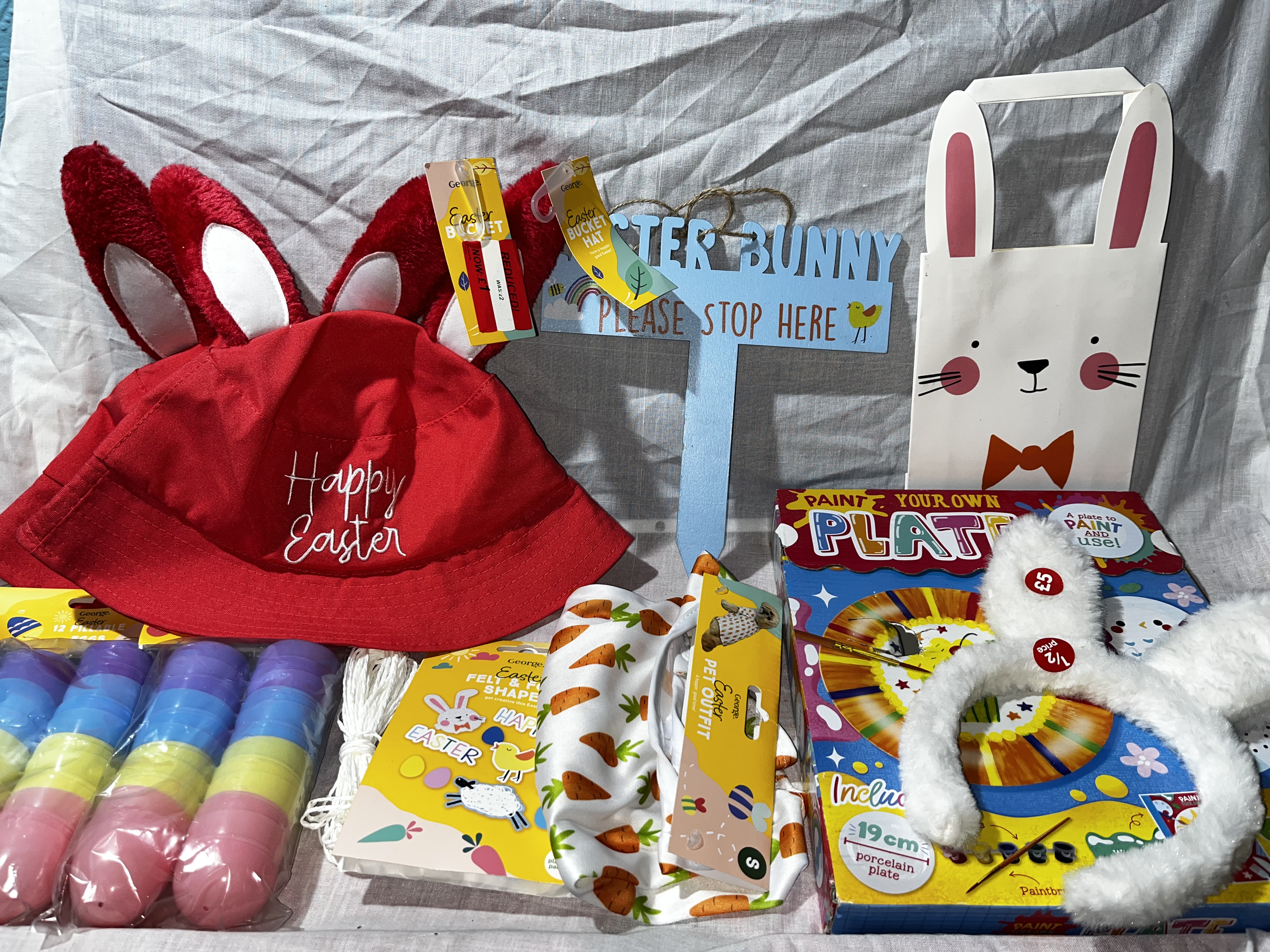 YA/1 - New Job Lot Easter Seasonal Gift Pack