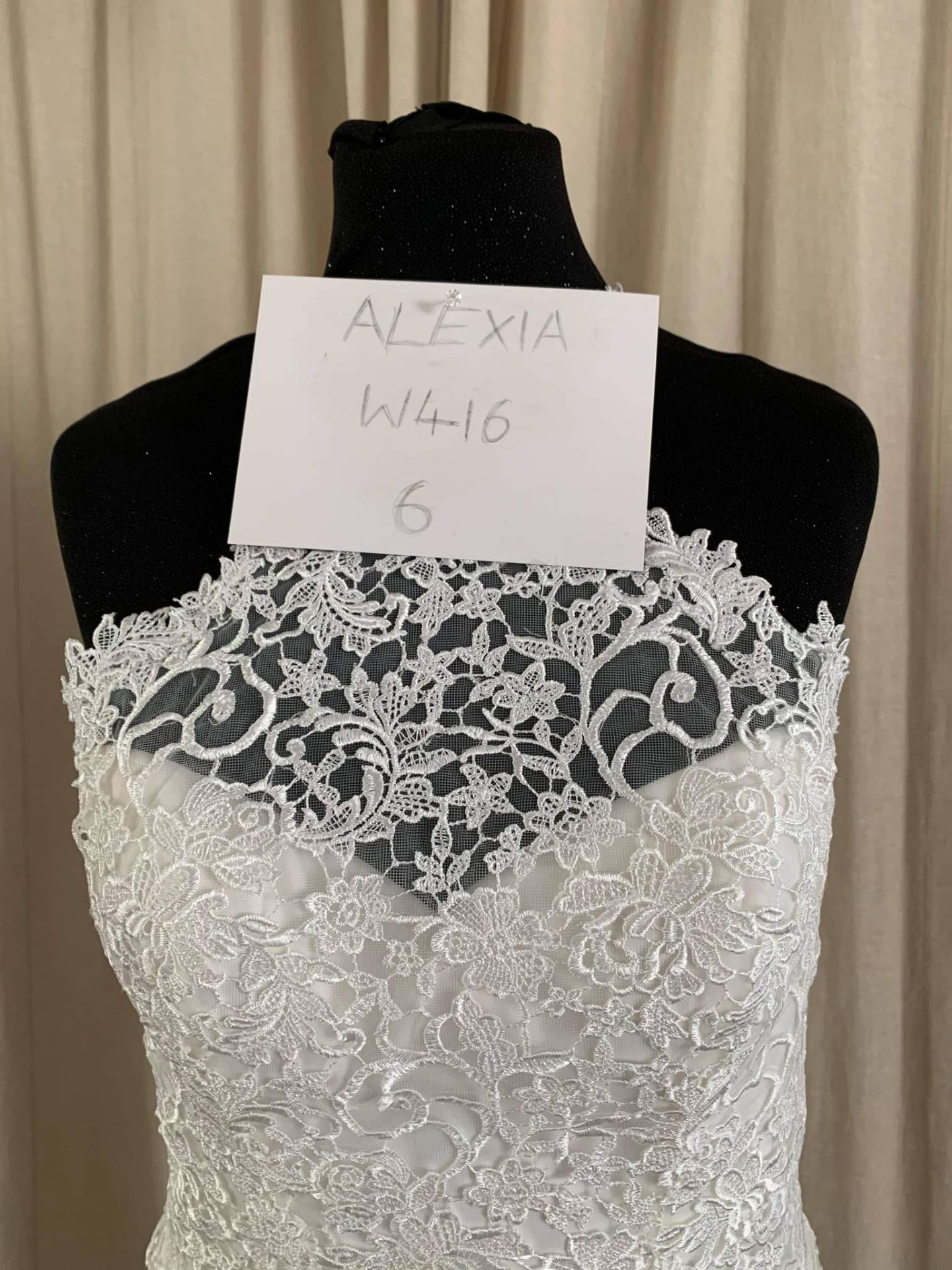 Alexia Wedding Dress Style W416 Size 6 - Image 3 of 5