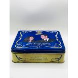 Collectable Tin Royal Family Memorabilia Prince William and Catherine Wedding Mcvities