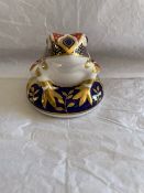 Royal Crown Derby Paperweight - Frog