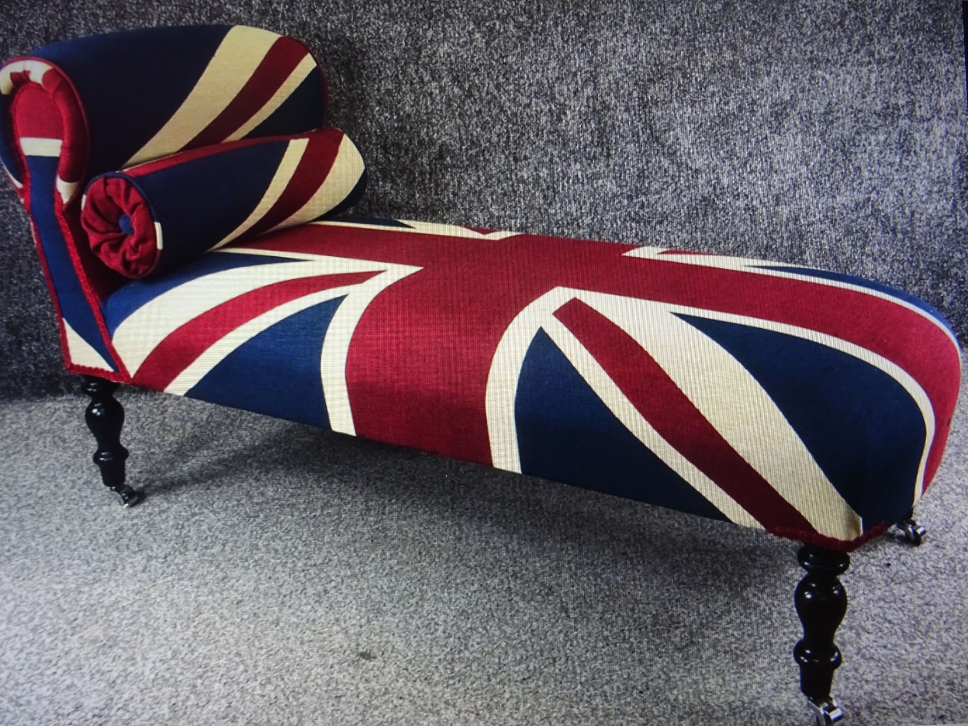 Union Jack/Chaise Longue/Single Ended Day Bench With Pillow