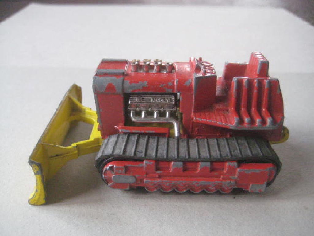 A Group of Vintage Matchbox Vehicles - Image 2 of 15
