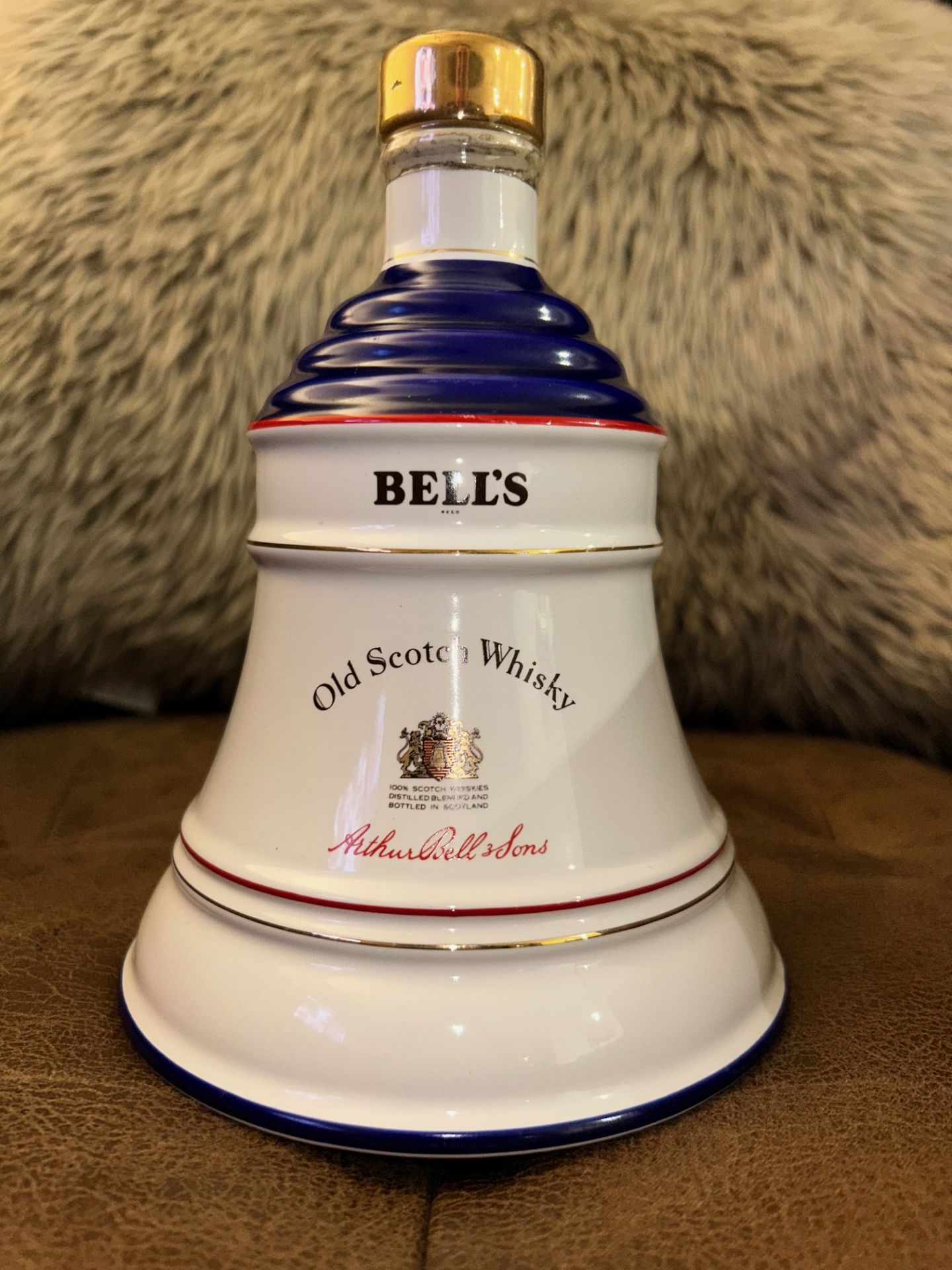 Bell's Whisky Celebratory Decanter - To commemorate the Birth of Princess Eugenie (23rd March 199... - Image 2 of 2