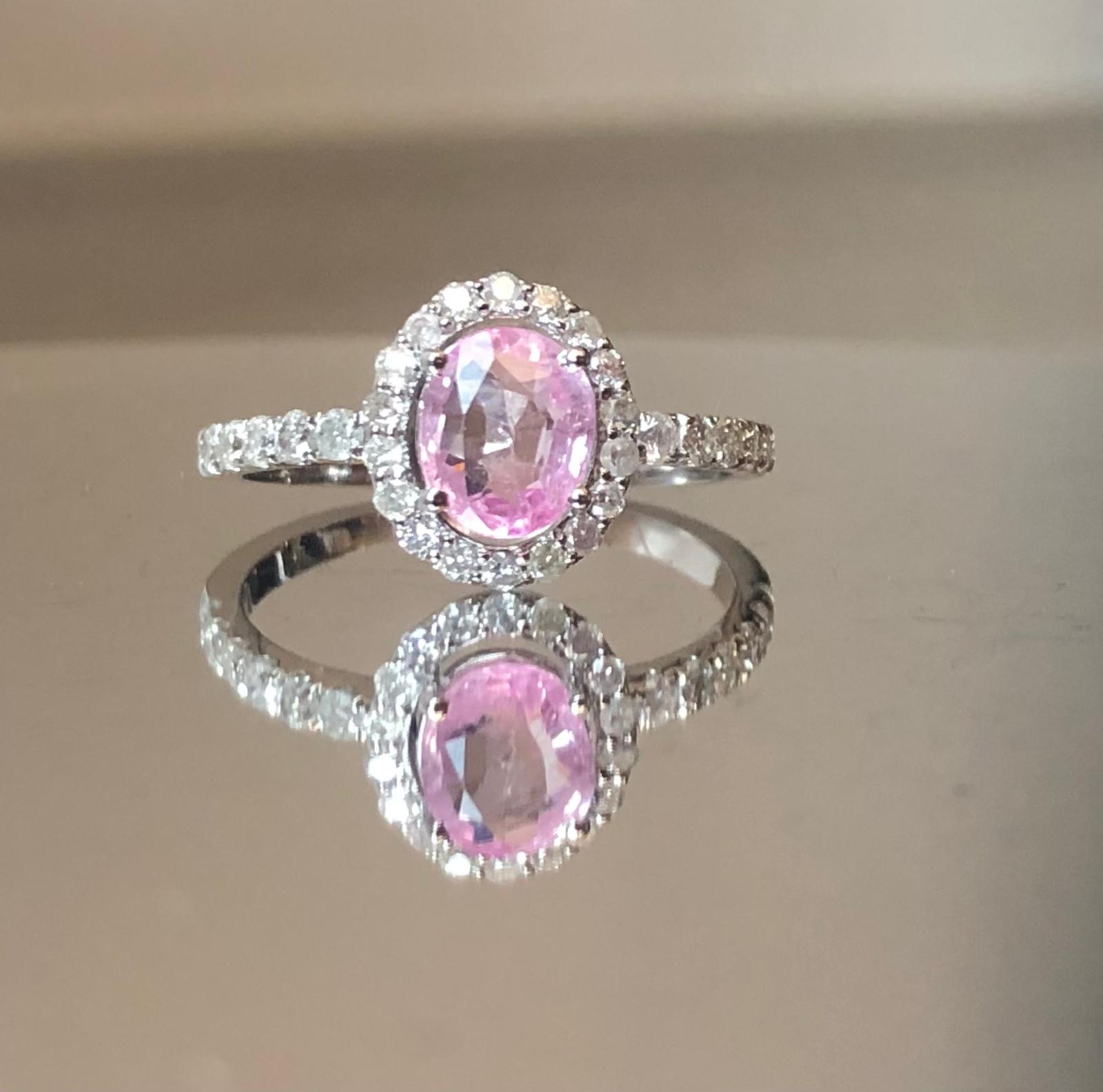 Beautiful Natural Ceylon Pink Sapphire With Diamonds & 18k Gold - Image 6 of 9