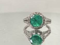 Beautiful 1.96Ct Natural Emerald With Natural Diamonds & 18k Gold.