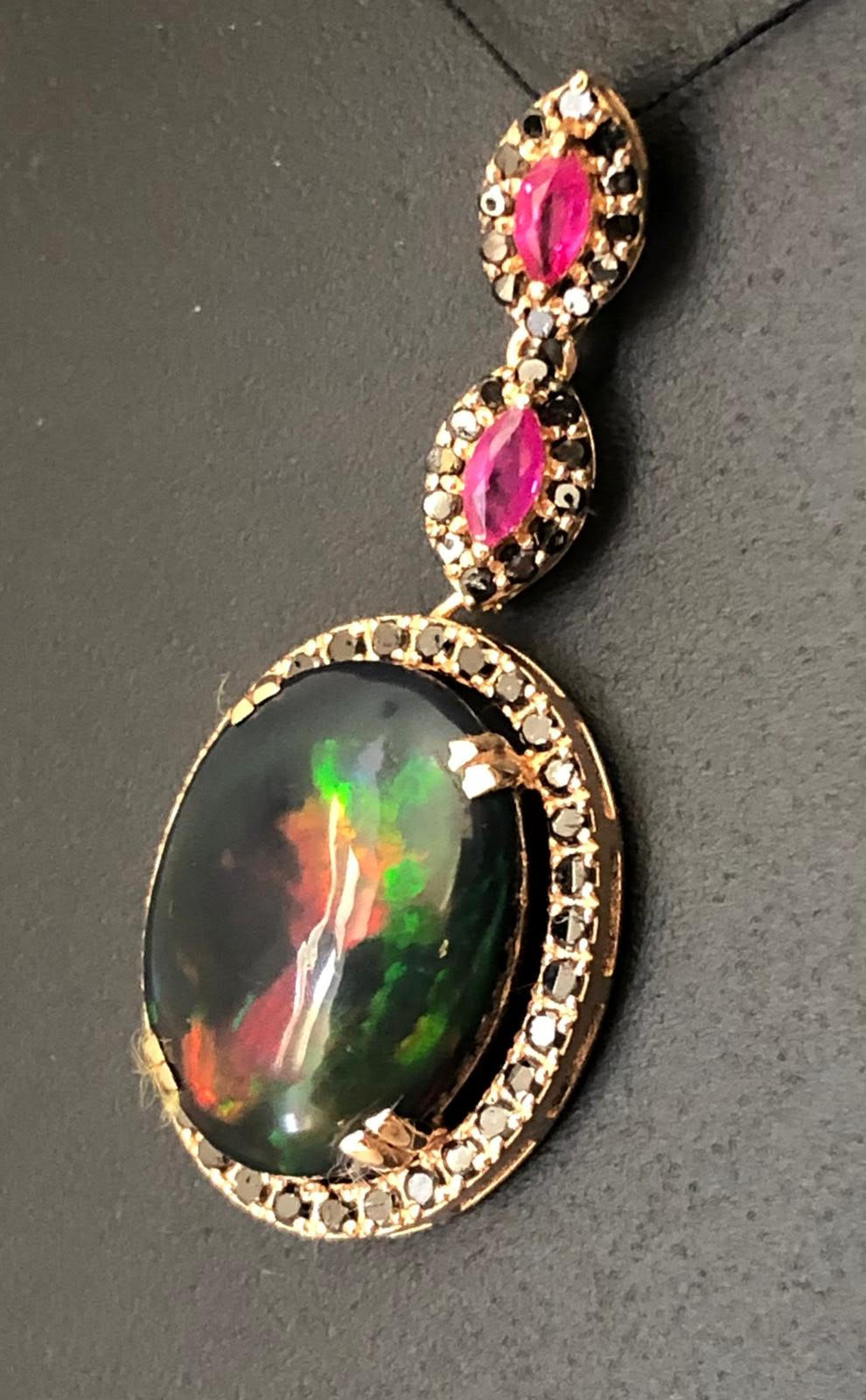 Beautiful Natural 5.40cts Black Opal Pendant Ruby & Diamonds & 18k Rose Gold - Image 14 of 14