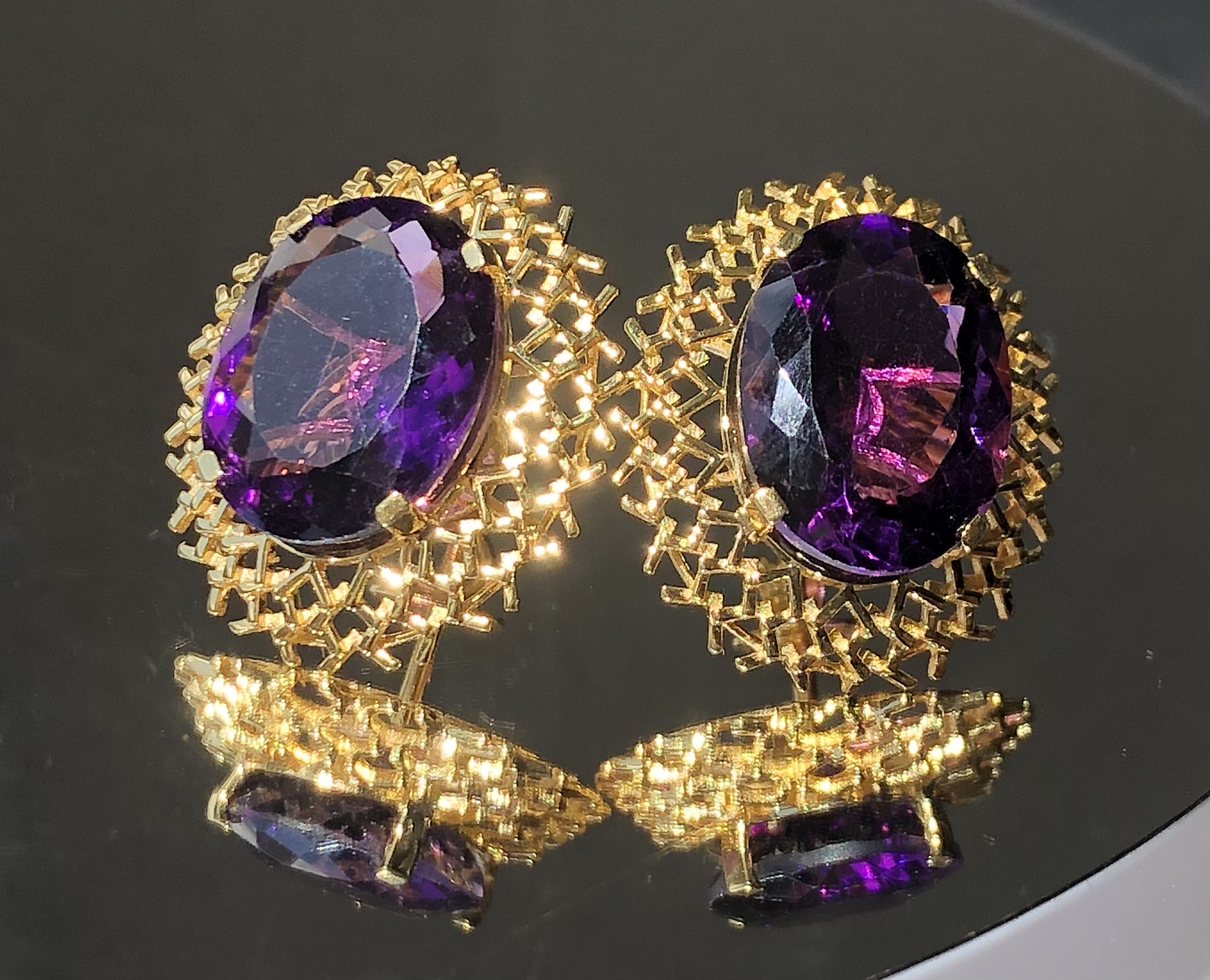 Beautiful 13.50ct Natural Amethyst Earrings 18k Gold - Image 2 of 5