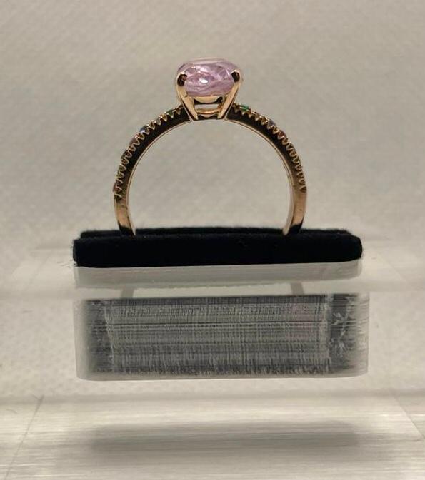 Beautiful Natural Ceylon Pink Sapphire With Natural Diamonds & 18k White Gold - Image 2 of 11