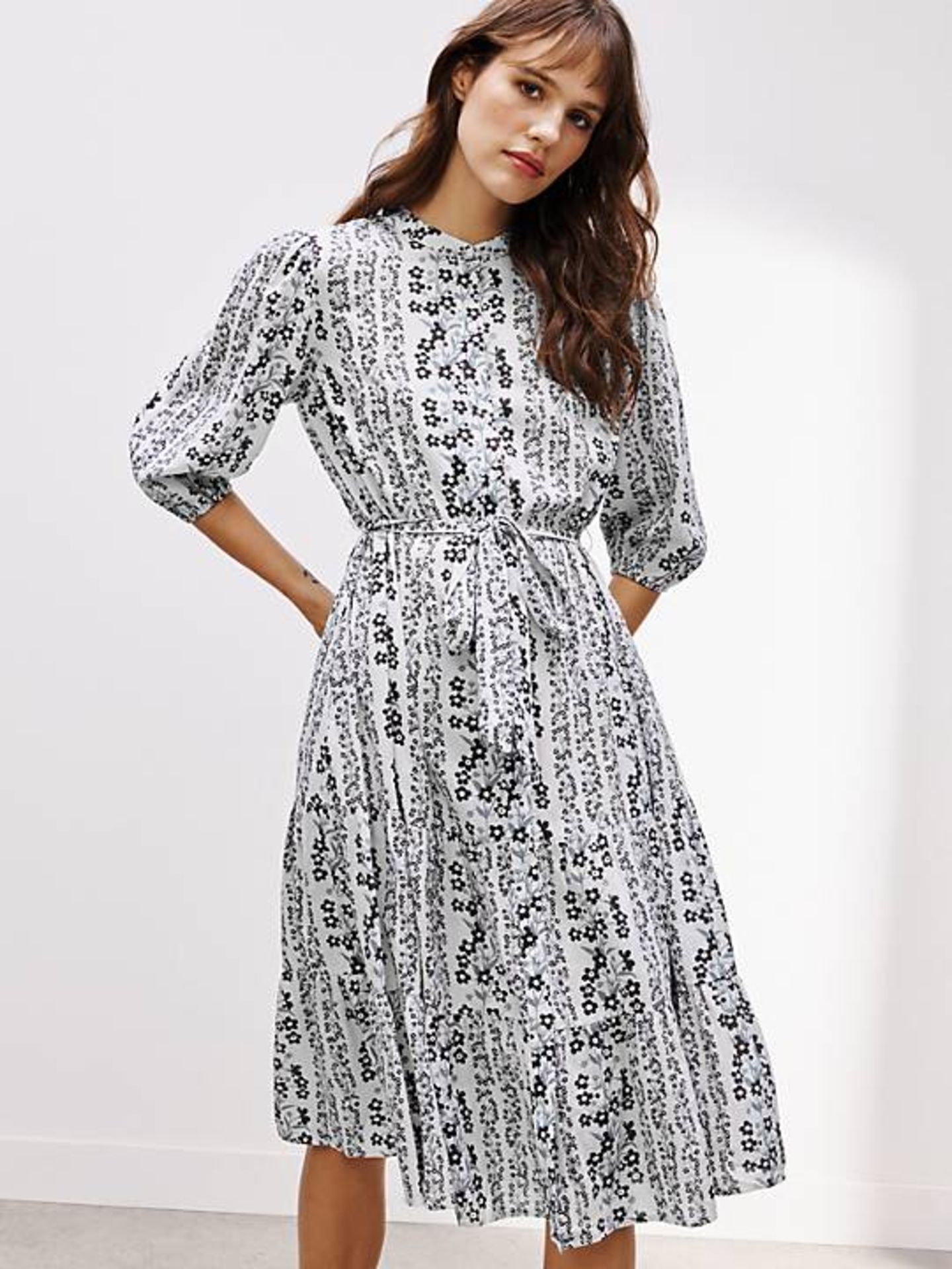 Pallet of Raw Customer Returns - Category - FASHION - P100126593 - Image 6 of 47